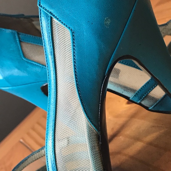 Blue Net Heels - Picture 6 of 6